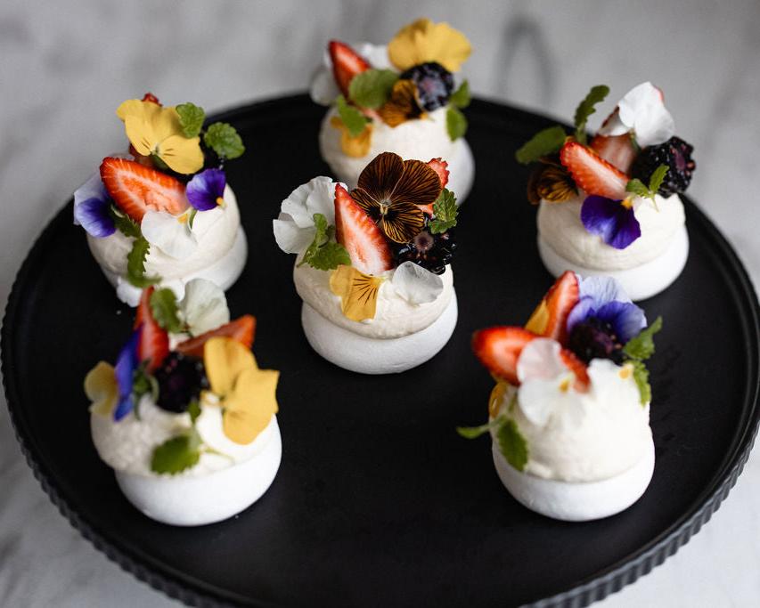 Mini Pavlovas